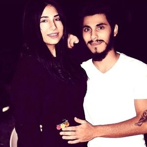 Meet your Posher, Cherin